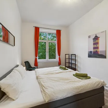 Infinity Stay: Bis Zu 4 Personen Zentrum Wassernah Netflix * Wilhelmshaven